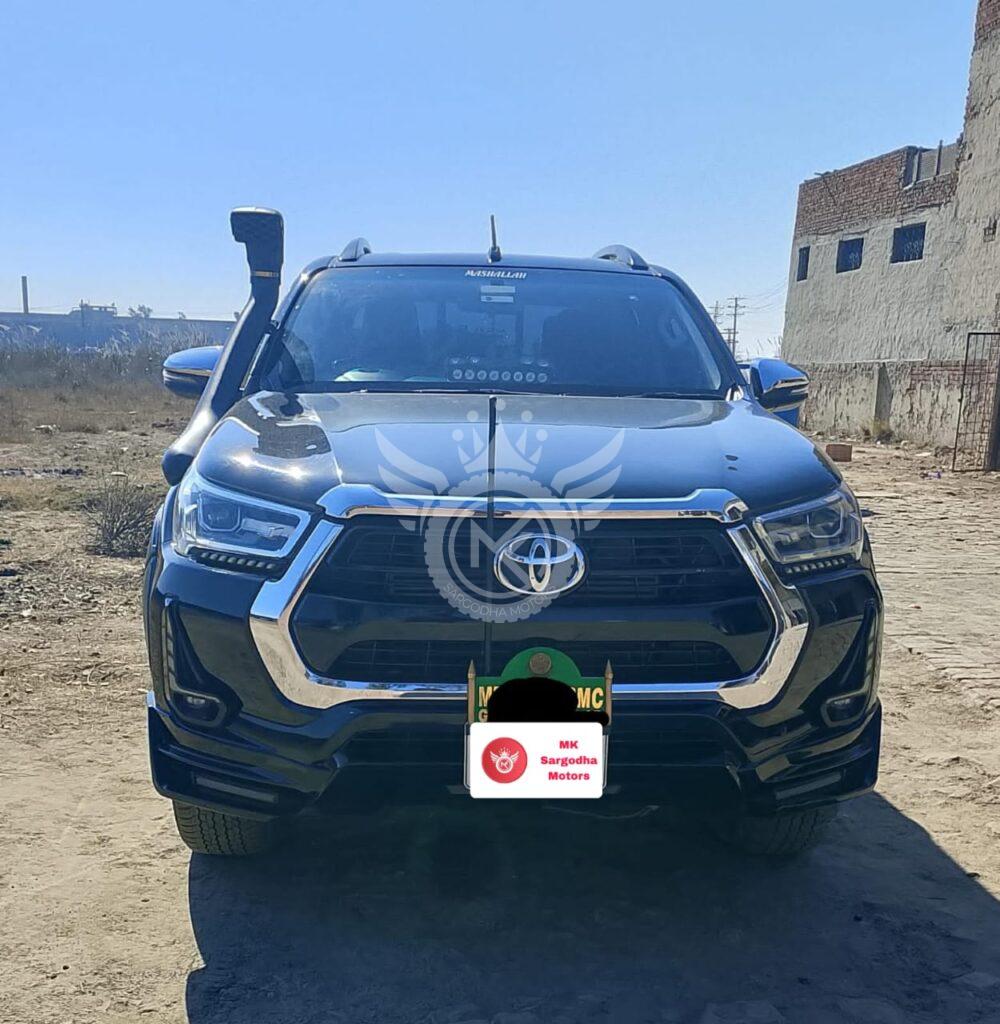 Toyota Hilux Revo 2022 Black