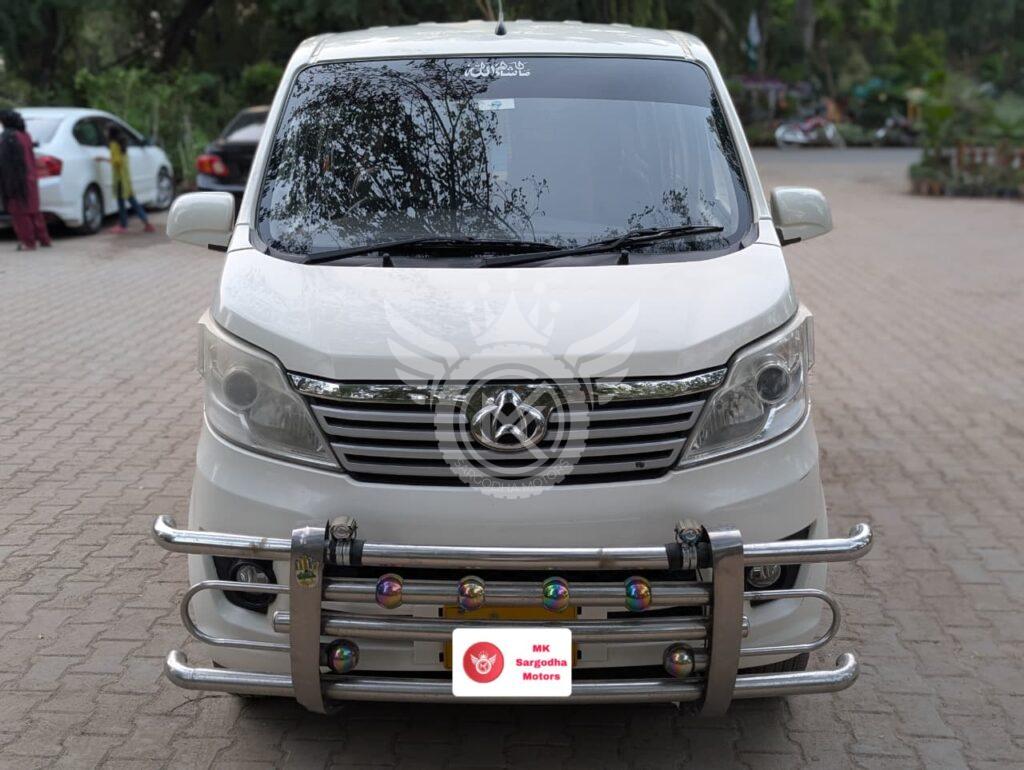 Changan Karvaan 2020 White